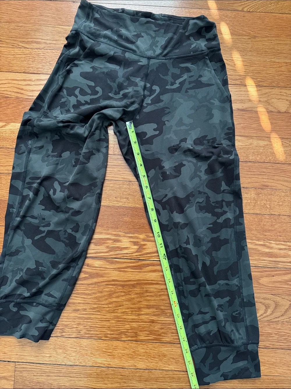 Lululemon Athletica Align 28”Green & Black Camo Align Joggers
